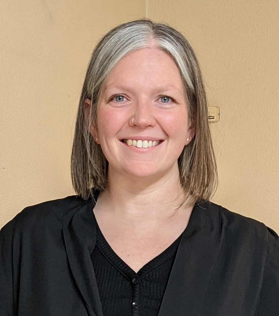 Dr Steph Archer